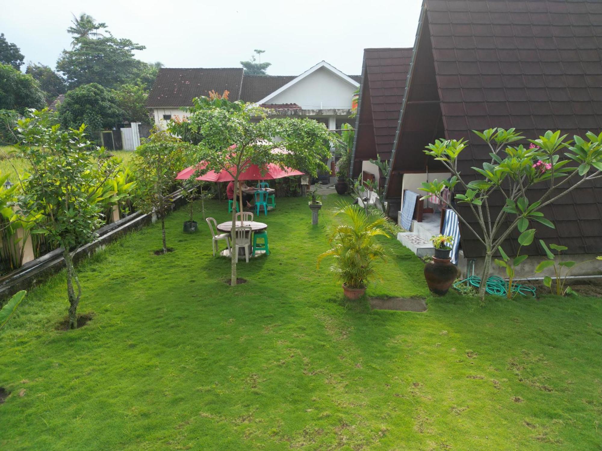D' Carasti Bungalow Masbagik Exterior foto